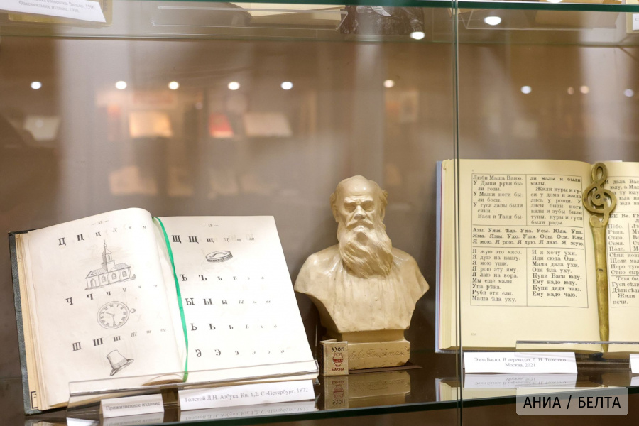 Уникальная коллекция изданий Музея редкой книги в Гомеле
