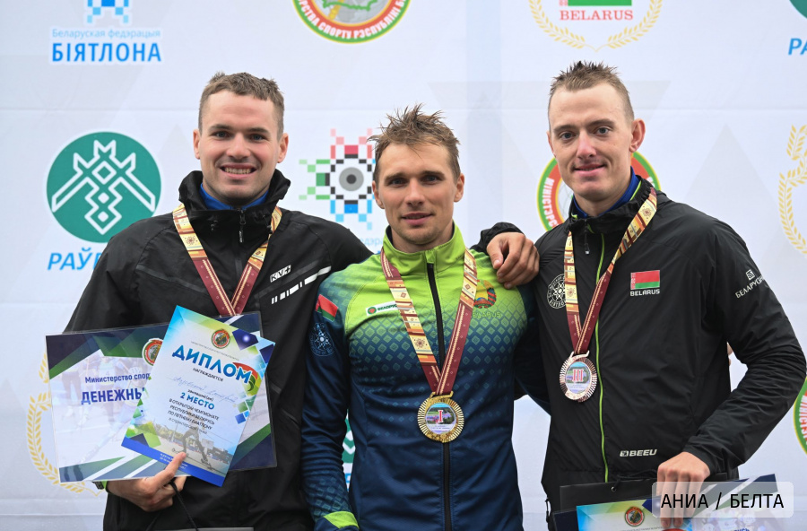 Чемпионат Беларуси по биатлону на лыжероллерах проходит в "Раубичах"