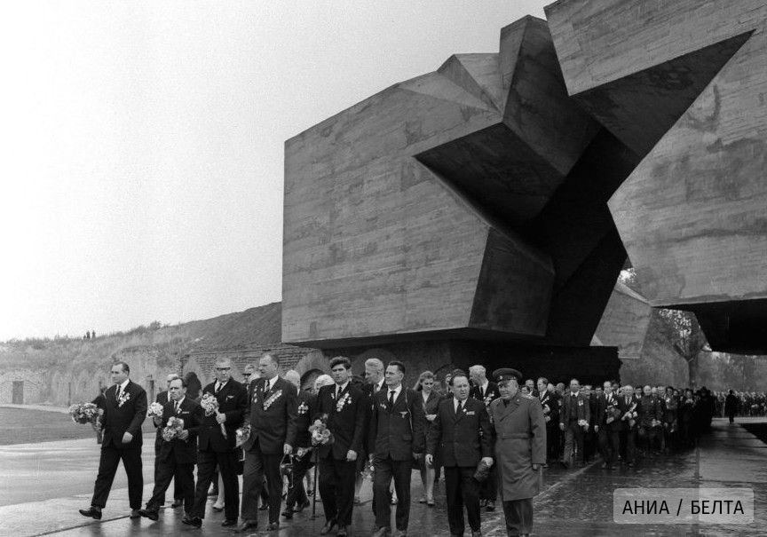 Исполняется 55-лет со дня открытия мемориального комплекса "Брестская крепость-герой" 